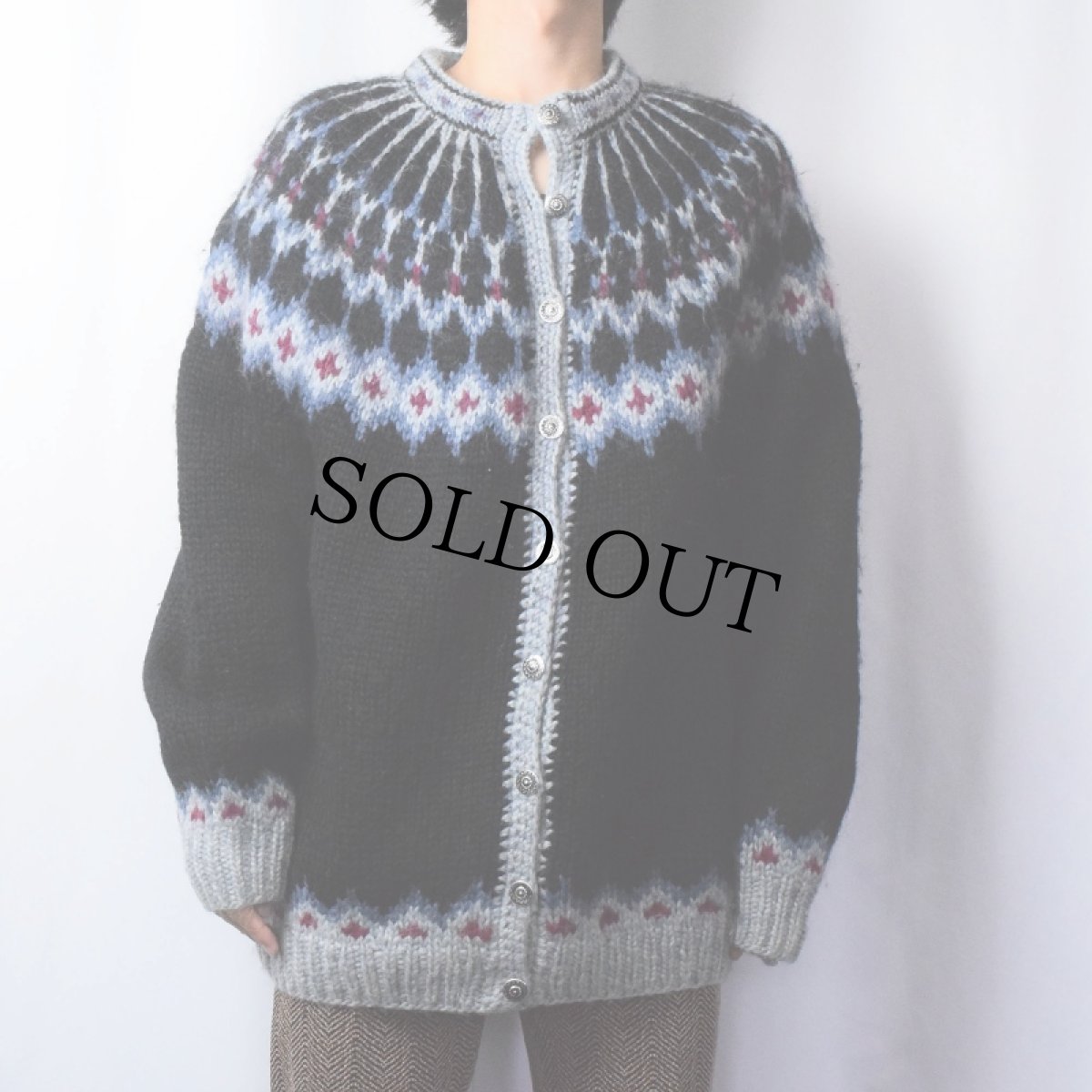 画像2: ICELAND製 ノルディック柄 ハンドメイドウールニットカーディガン BLACK (2)