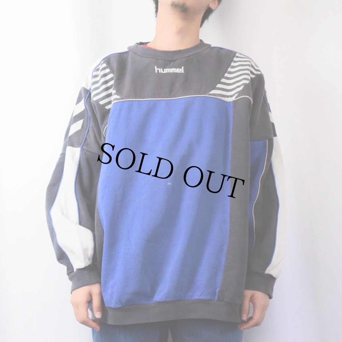 画像2: hummel 切り替えデザイン ロゴ刺繍スウェット XL (2)