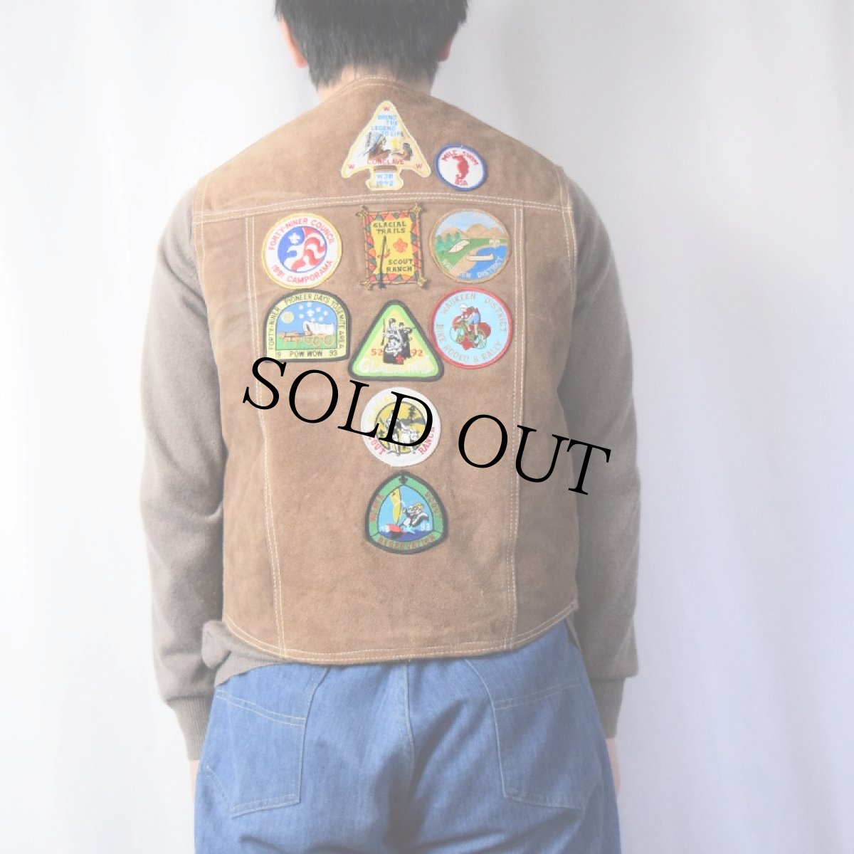 画像4: 90's ワッペン付き 裏ボア スエードレザーベスト (4)