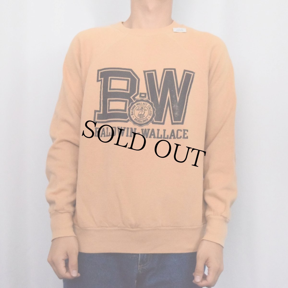 画像2: 70〜80's USA製 "BALDWIN-WALLACE" プリントラグランスウェット L (2)