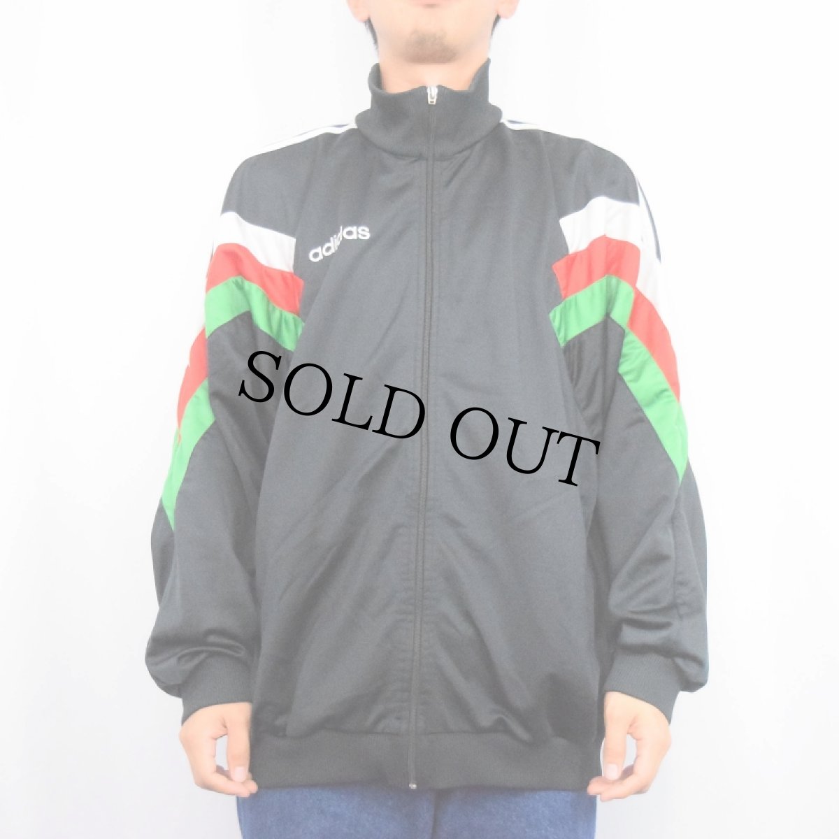 画像2: 80's〜 adidas 切り替えデザイン ロゴ刺繍トラックジャケット BLACK L (2)