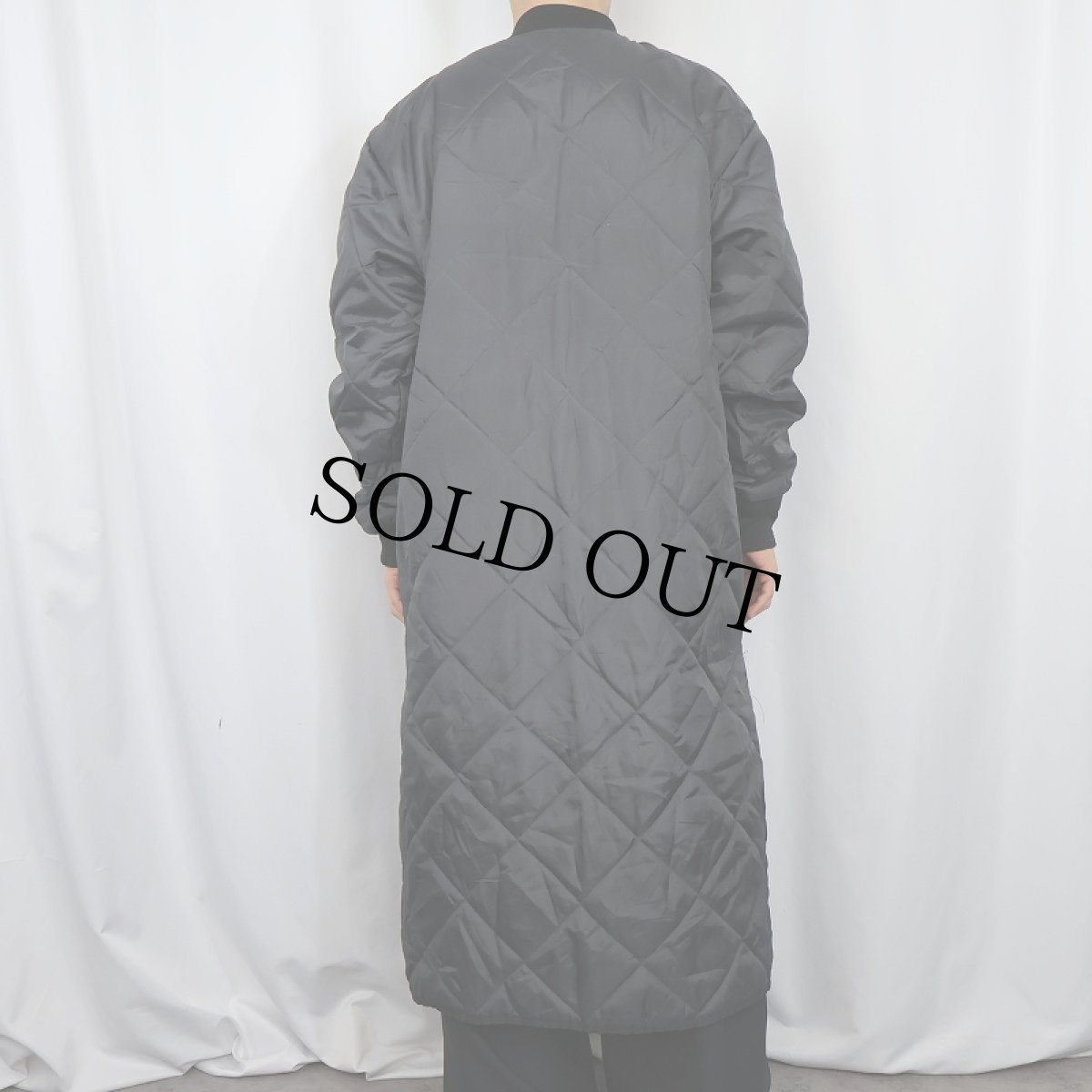 画像3: 中綿入り キルティングベンチコート BLACK (3)