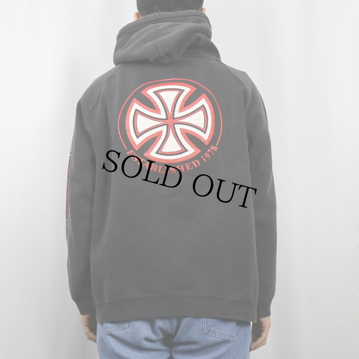 画像4: 90's〜 INDEPENDENT スケートブランド プリントスウェットフーディ BLACK (4)