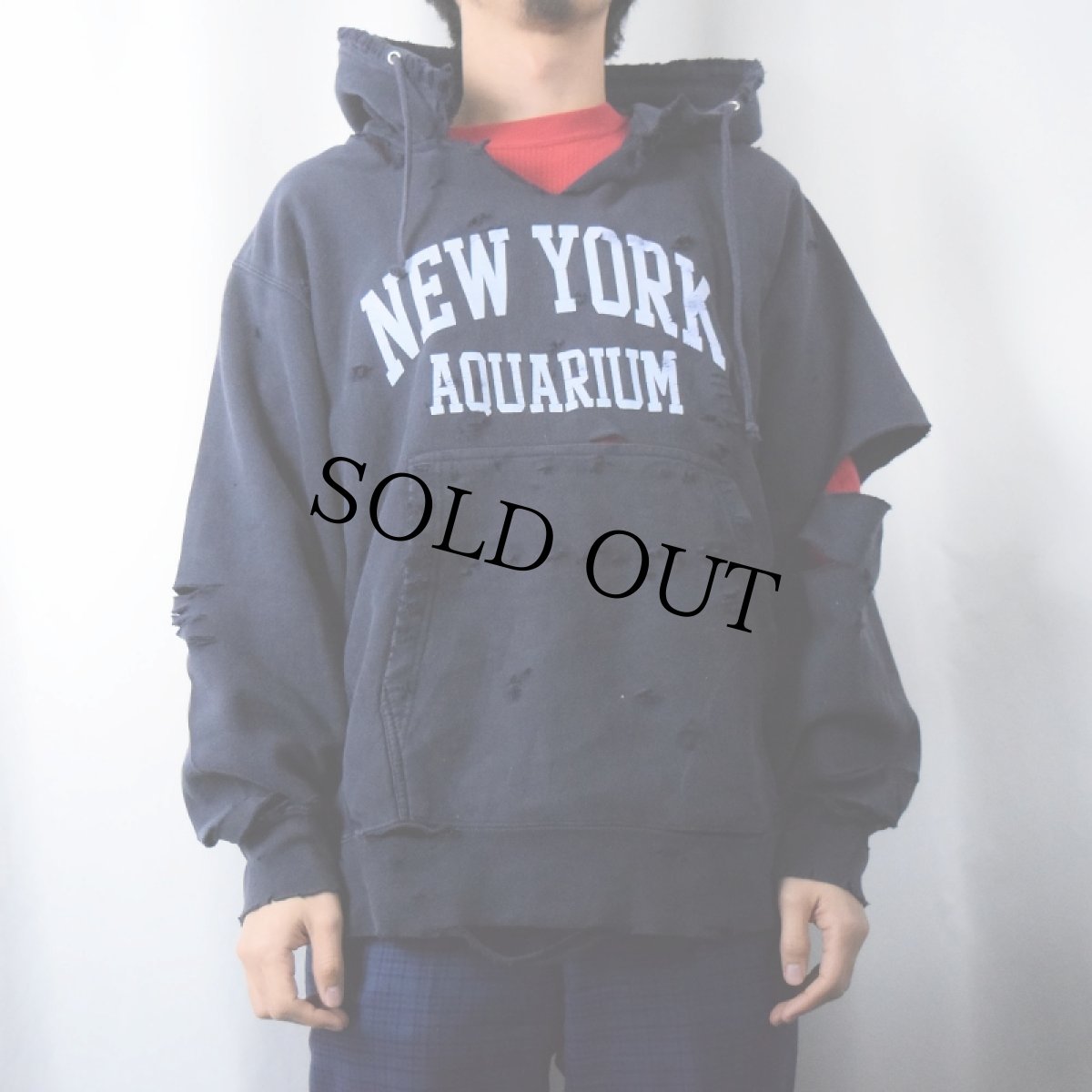 画像2: Feeet×UNP "Damaged" MV SPORT プリントスウェットフーディ NAVY L (2)