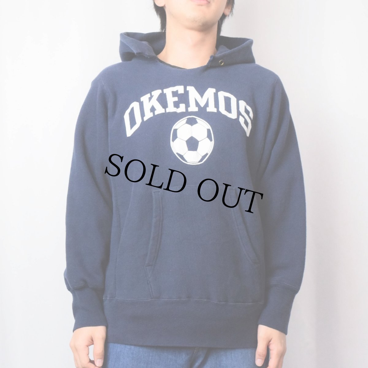 画像2: 80's Champion REVERSE WEAVE USA製 トリコタグ "OKEMOS" プリントスウェットフーディ NAVY M (2)