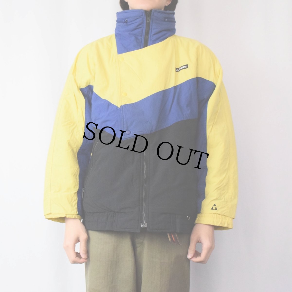 画像2: 90's GERRY マルチカラー 中綿入り ナイロンジャケット M (2)