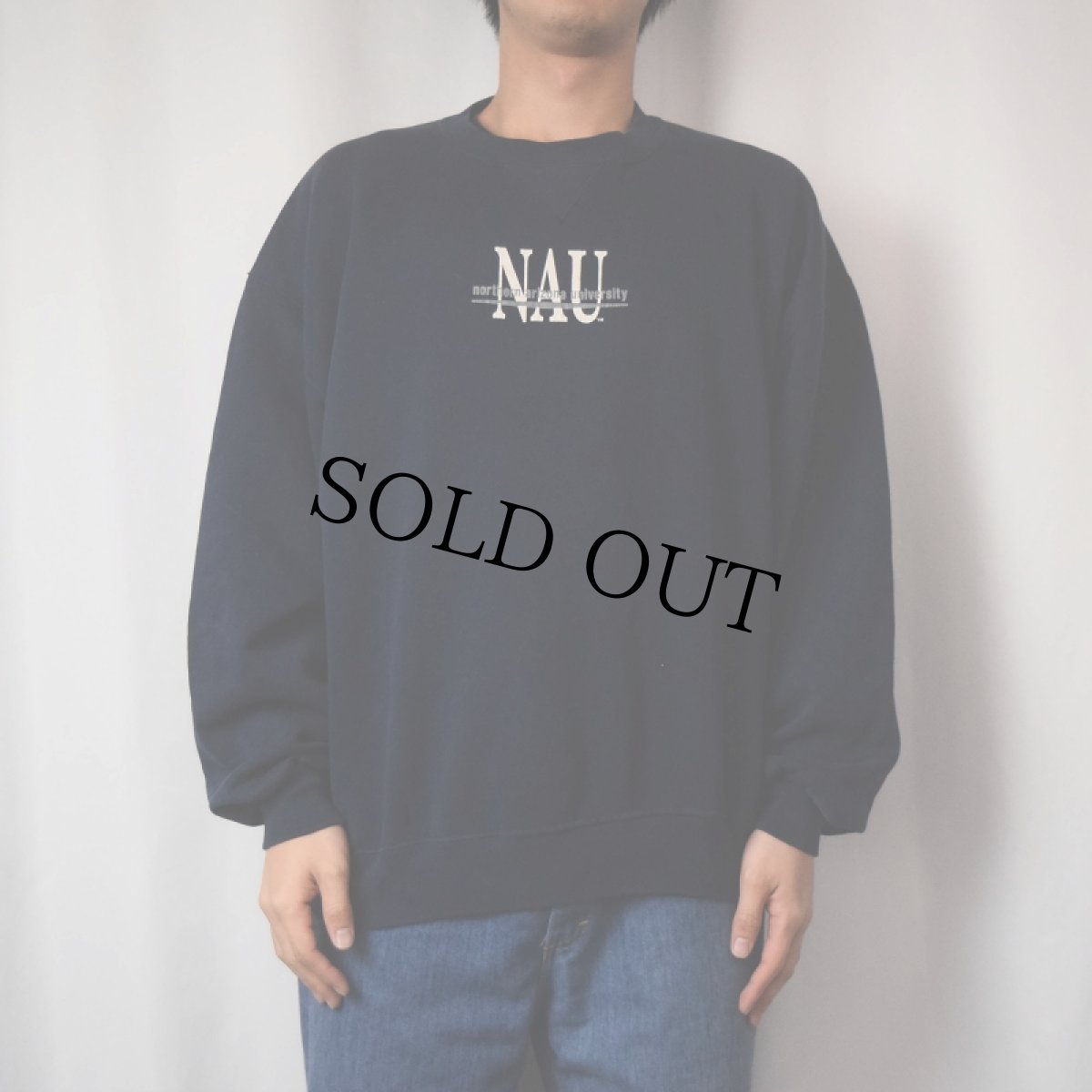 画像2: 90's〜 RUSSLL ATHLETIC USA製 "NAU" 前V プリントスウェット NAVY XL (2)