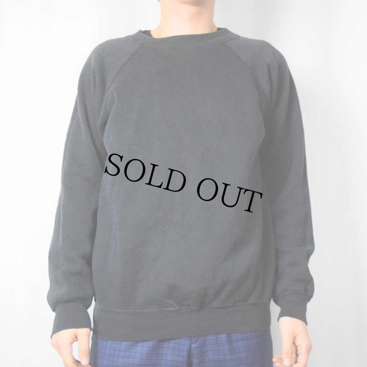 画像2: 80's Hanes USA製 無地 ラグランスウェット BLACK L (2)