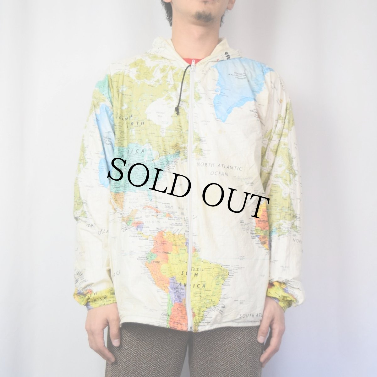 画像3: 90's USA製 世界地図柄 フード付き ペーパージャケット L (3)