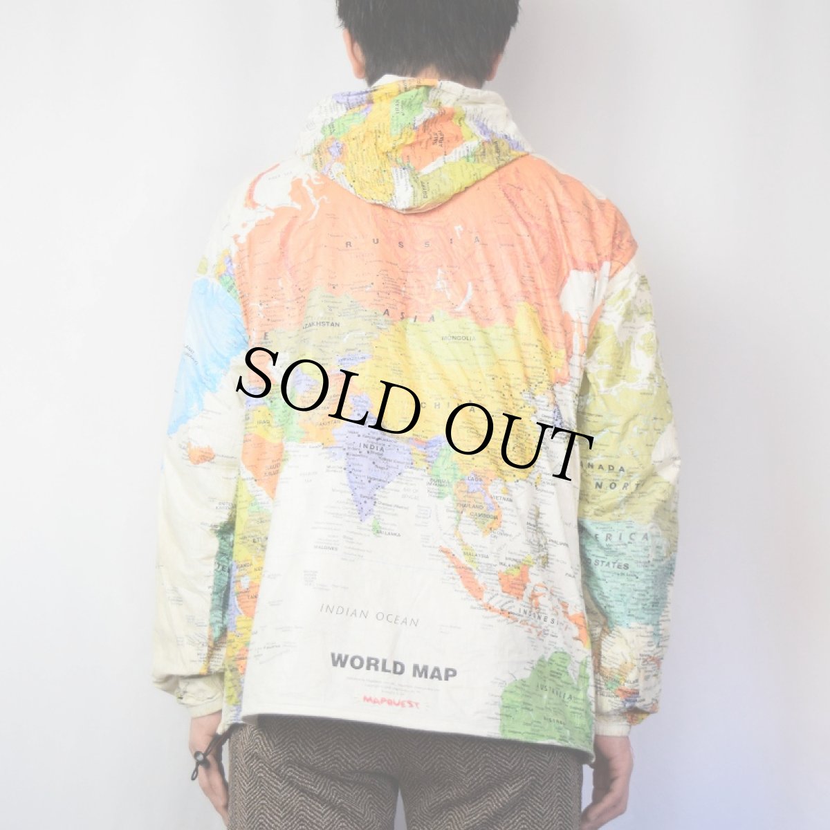 画像4: 90's USA製 世界地図柄 フード付き ペーパージャケット L (4)