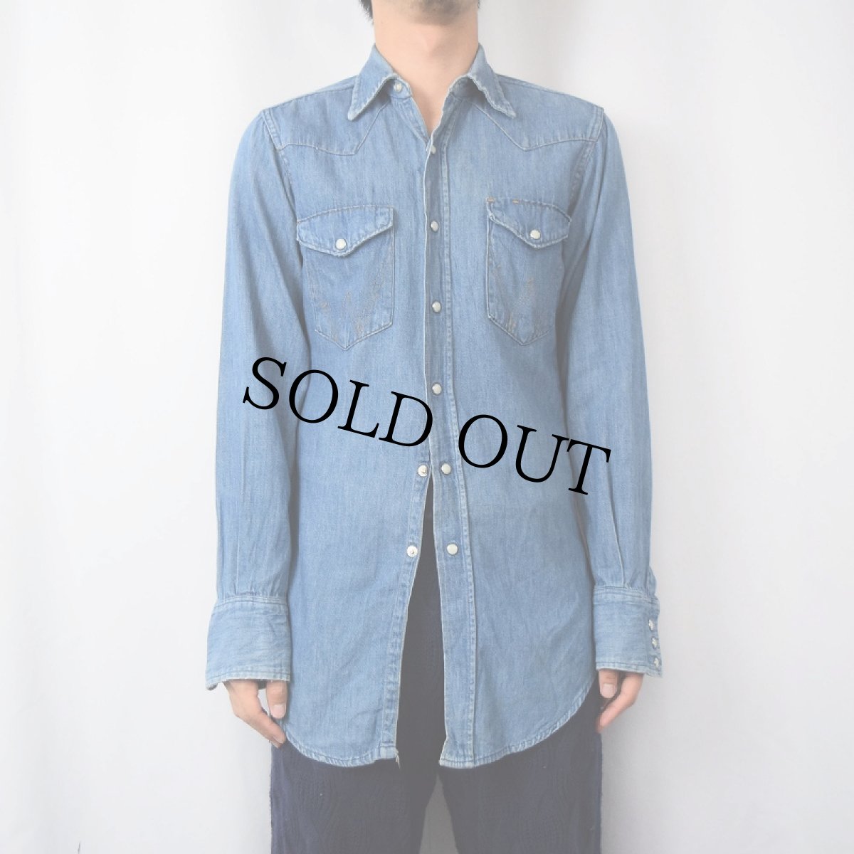 画像2: 70's Wrangler USA製 白タグ デニムウエスタンシャツ size14 1/2-33 (2)