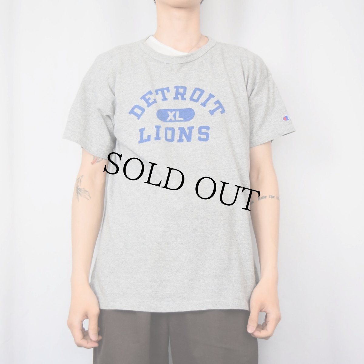画像2: 80's Champion トリコタグ USA製 "DETROIT LIONS" プリントTシャツ XL (2)
