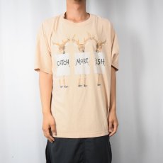 画像2: 90's USA製 "CATCH MORE FISH" シュールイラストプリントTシャツ XL (2)