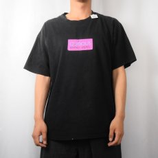 画像2: BRITNEY SPEARS "curious" フレグランスプリントTシャツ BLACK (2)