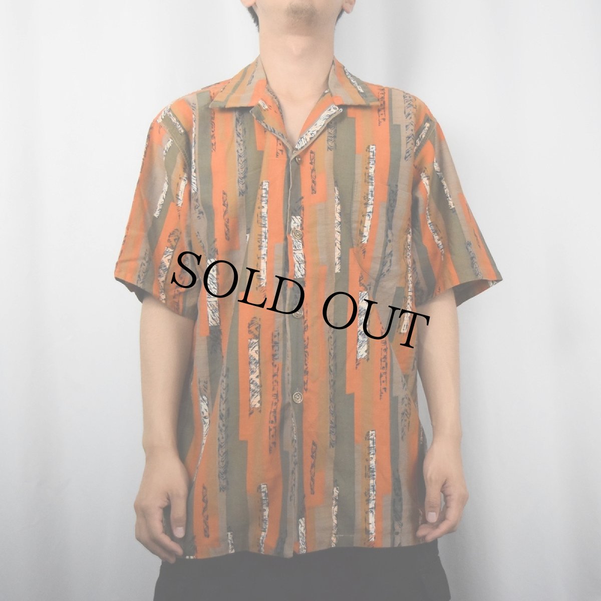画像2: 60〜70's 総柄 コットンハワイアンシャツ (2)