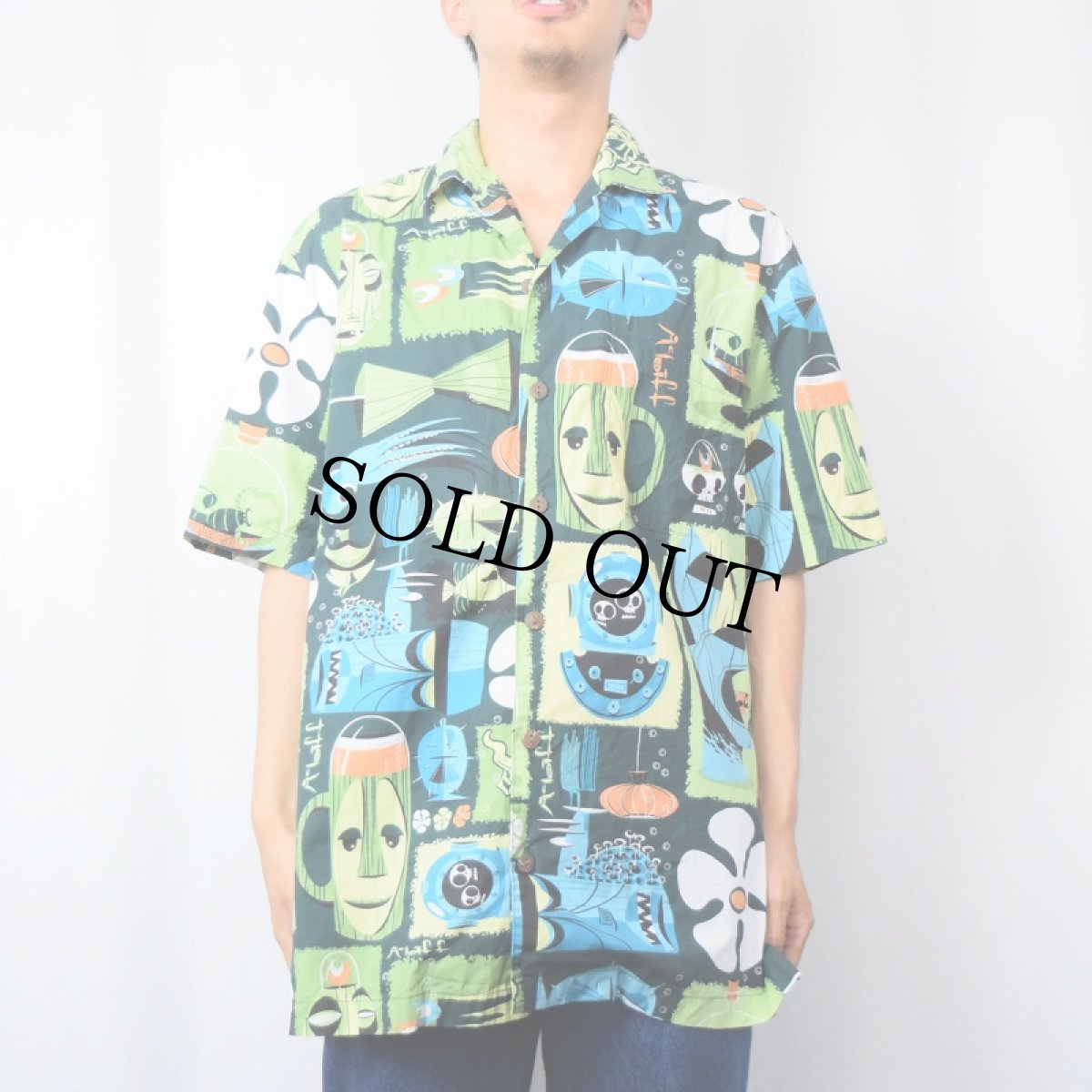 画像2: Mcbiff USA製 モアイ柄 レーヨンアロハシャツ L (2)