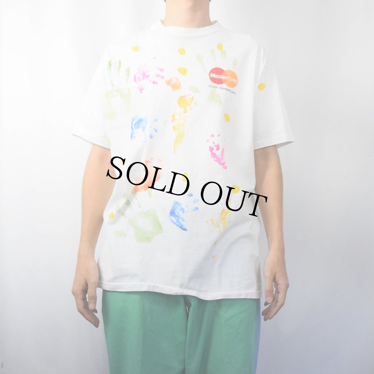 画像2: 90's Mastercard USA製 クレジットカード会社 ハンドペイントTシャツ XL (2)
