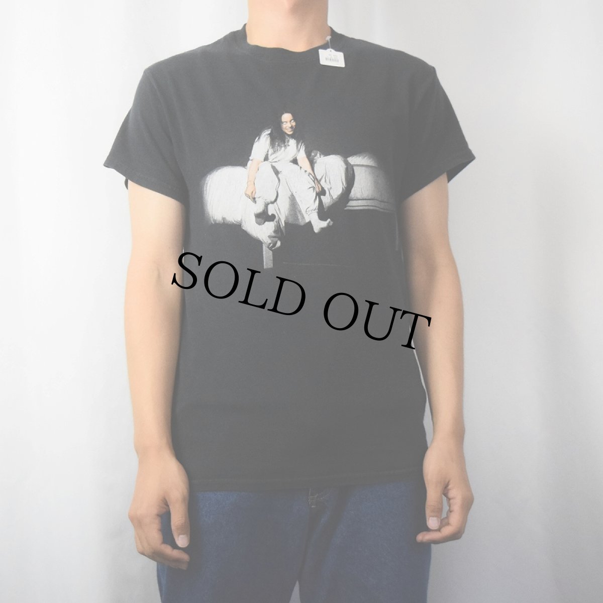 画像3: Billie Eilish "When We All Fall Asleep, Where Do We Go?" ミュージシャンフォトプリントTシャツ BLACK S (3)