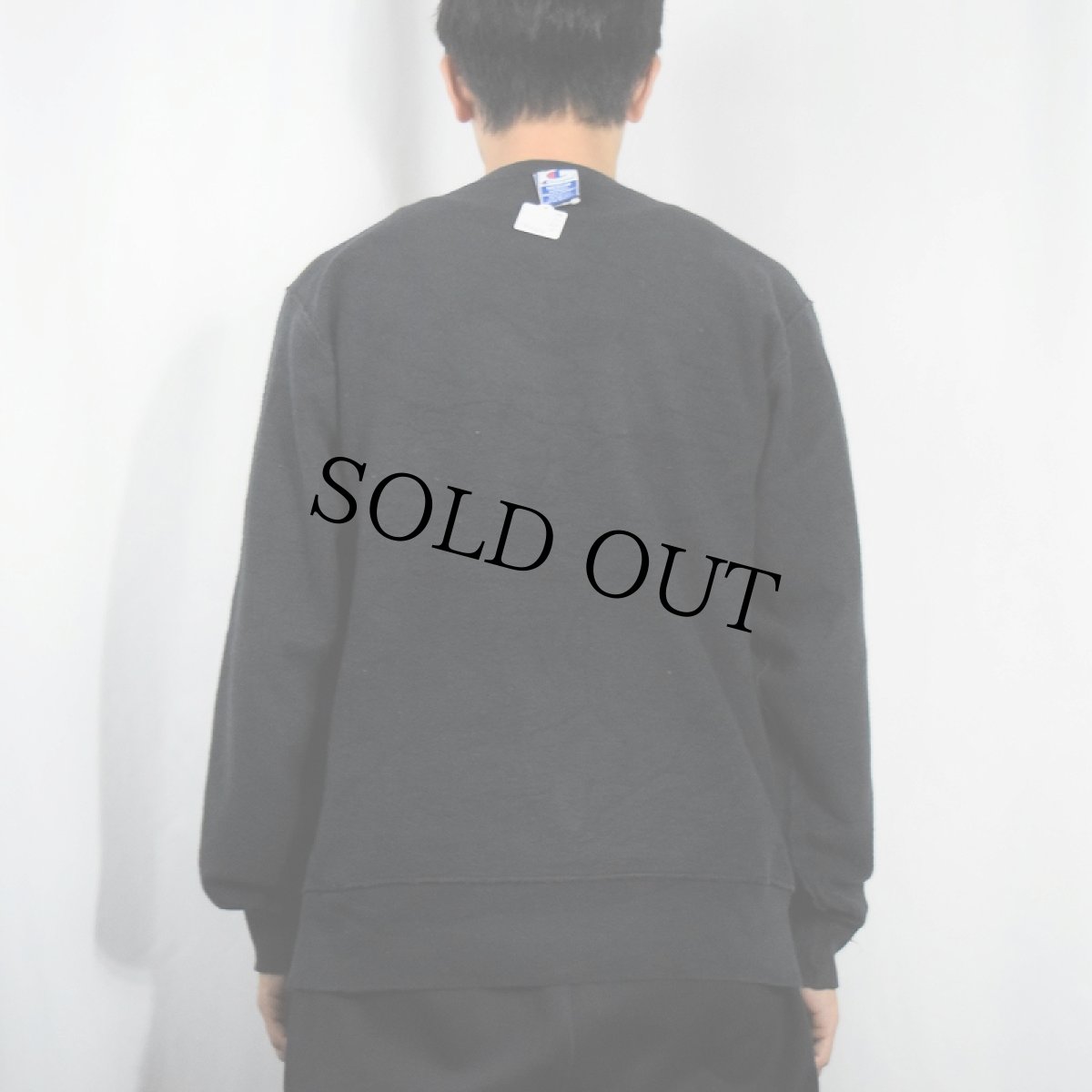 画像4: 90's Champion USA製 前V イレギュラー刺繍 スウェット BLACK M (4)