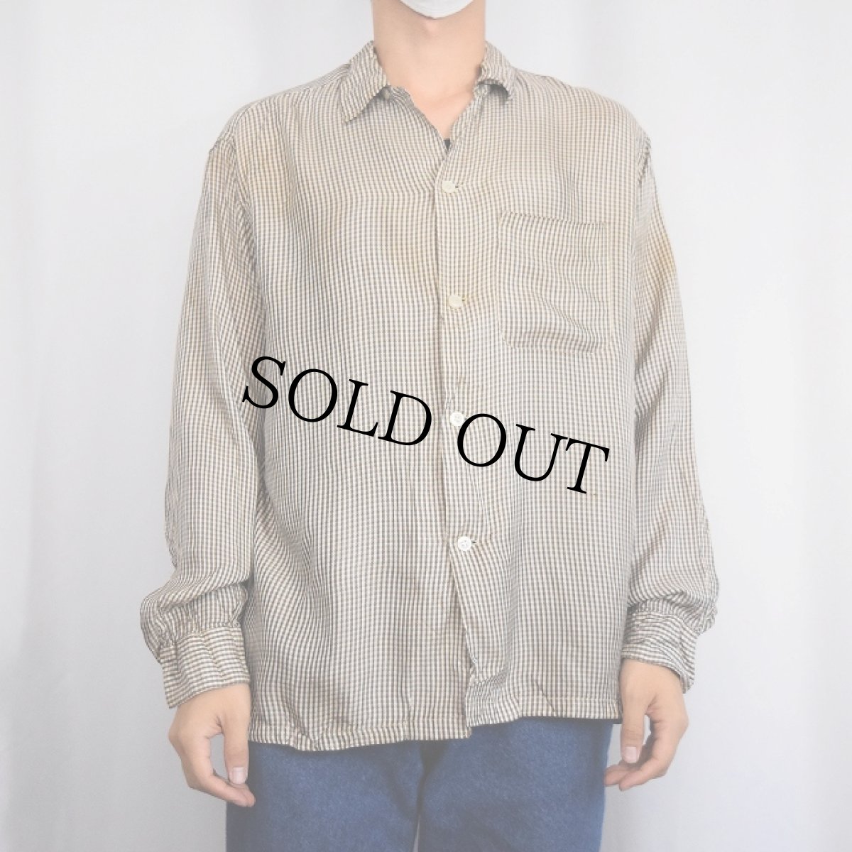 画像2: 50〜60's VAN HEUSEN ギンガムチェック柄 シルクレーヨンオープンカラーシャツ (2)