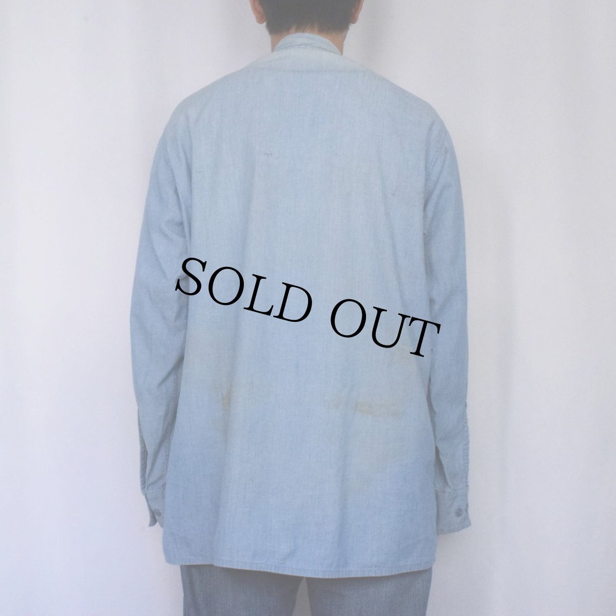 画像3: 60's "CHARRON" ステンシル入り シャンブレーワークシャツ (3)