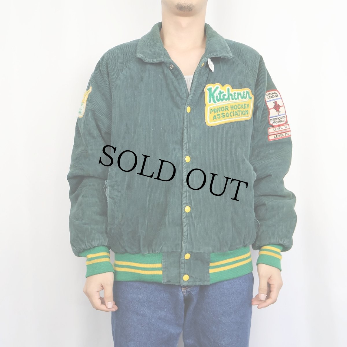 画像2: 90's SPORTCO "Kichener" ワッペン付き コーデュロイスタジャン SIZE42 (2)