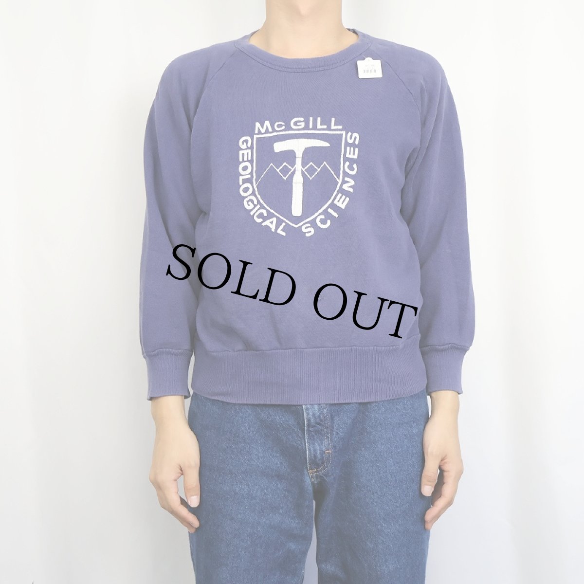 画像2: 【SALE】 60〜70's PENMANS "McGILL GEOLOGICAL SCIENCES" プリントラグランスウェット NAVY (2)