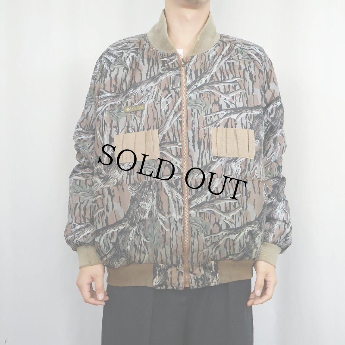 画像3: 90's Columbia リアルツリーカモ柄 中綿入り リバーシブルナイロンジャケット XL (3)