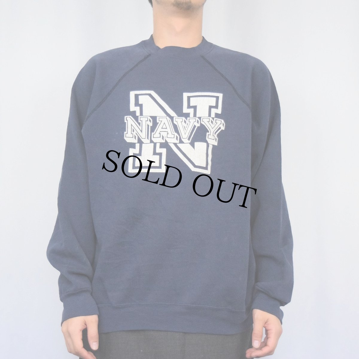 画像2: 90's TULTEX USA製 "NAVY" プリントラグランスウェット NAVY XL (2)