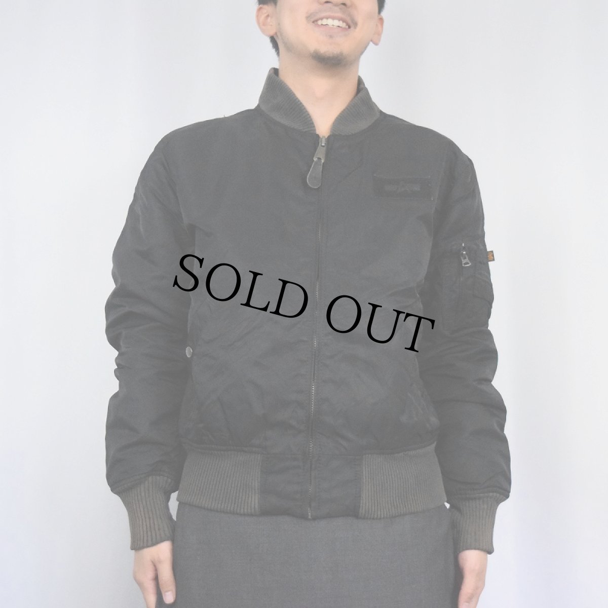 画像2: 民間品 ALPHA INDUSTRIES "MA-1 TYPE" フライトジャケット BLACK M (2)