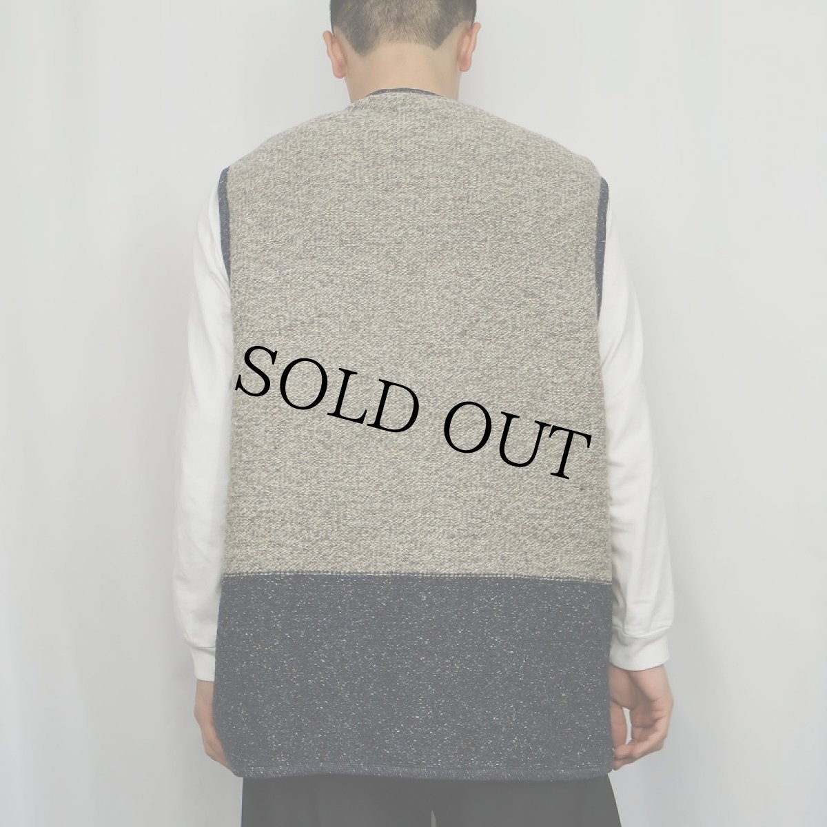 画像3: WESENJAK AUSTRIA製 カラーネップ混 ウールニットベスト SIZE54 (3)