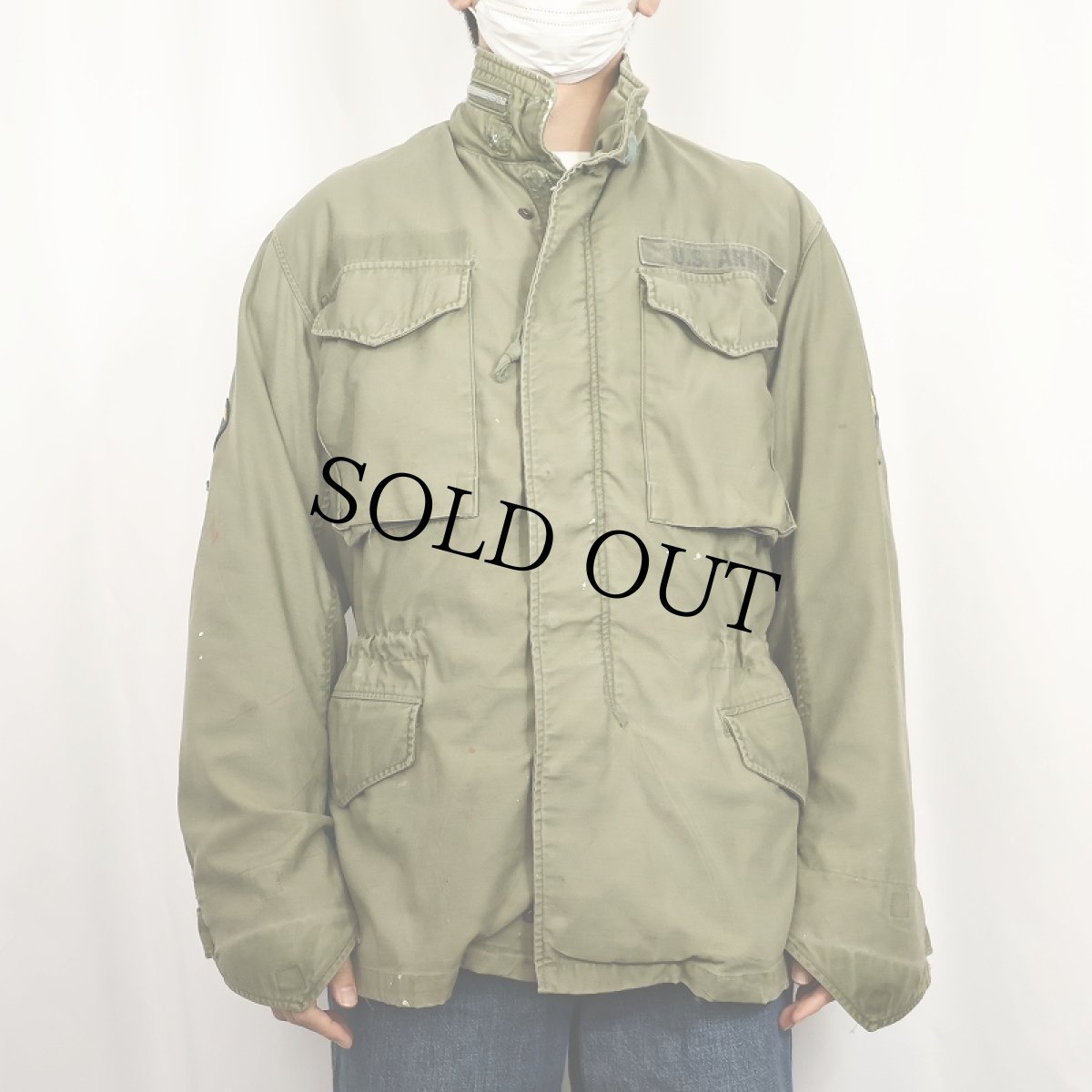 画像2: 60's U.S.ARMY M-65 ワッペン付き フィールドジャケット 1st REGULAR-SMALL (2)