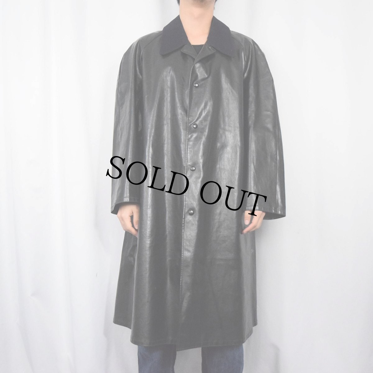 画像2: MEVI PVC 切り替えデザイン ステンカラーコート BLACK (2)