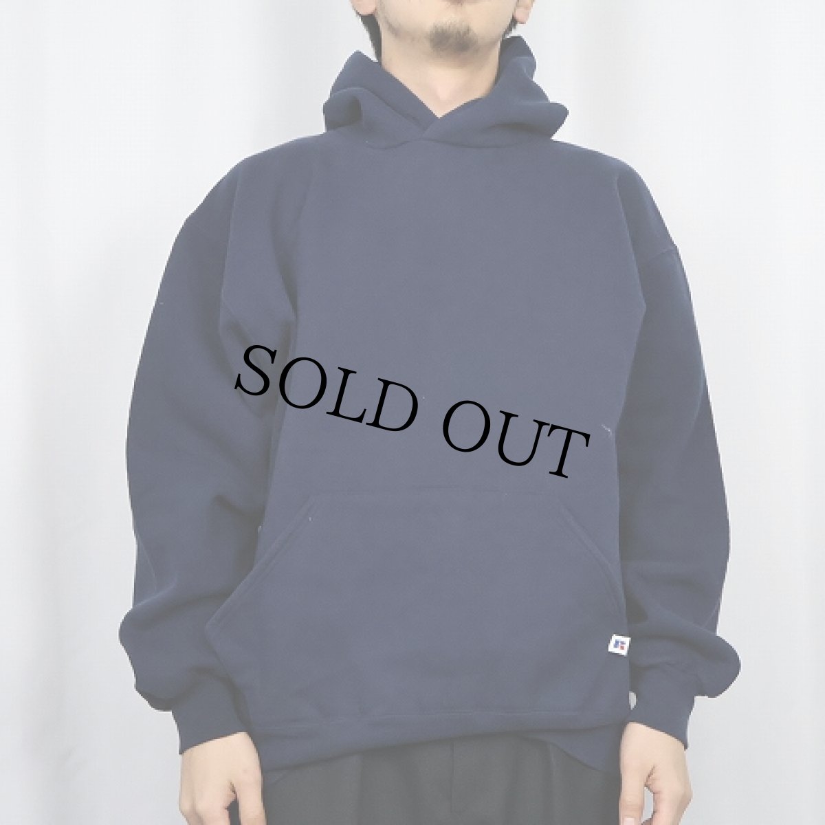 画像2: 90's RUSSELL ATHELETIC USA製 前V 無地スウェットフーディー NAVY L (2)