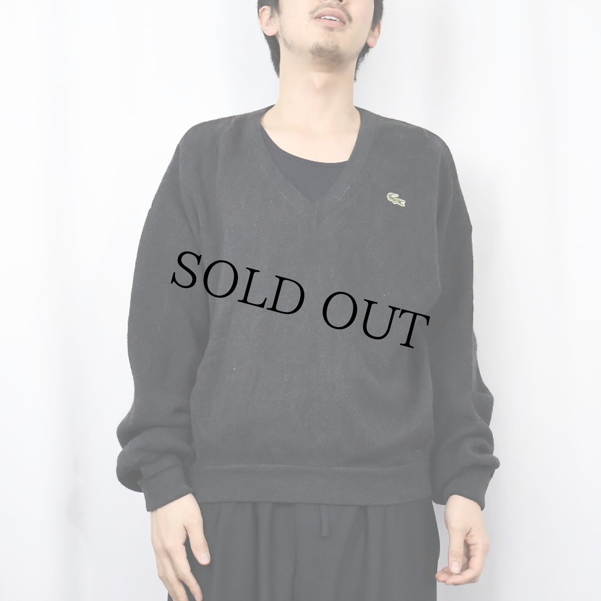 画像2: 70〜80's CHEMISE LACOSTE FRANCE製 Vネック ウールニットセーター GRAY SIZE4 (2)
