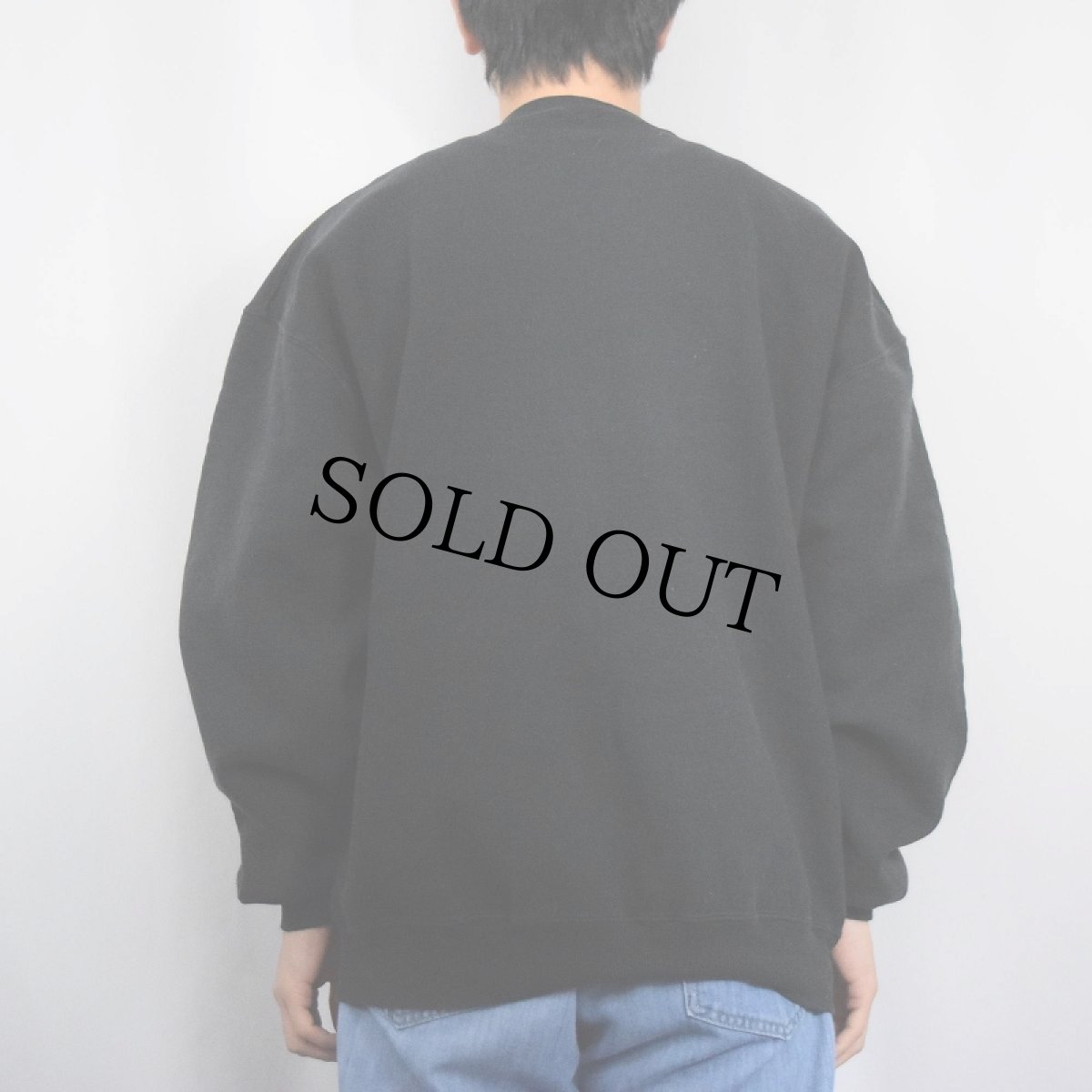 画像3: 90's〜 RUSSELL ATHLETIC USA製 "BUCCANEERS" 前V プリントスウェット BLACK XL (3)