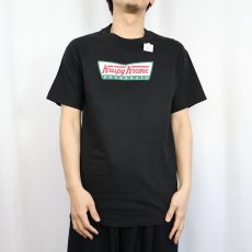 画像2: Krispy Kreme Doughnuts ドーナツショップ ロゴプリントTシャツ BLACK M (2)