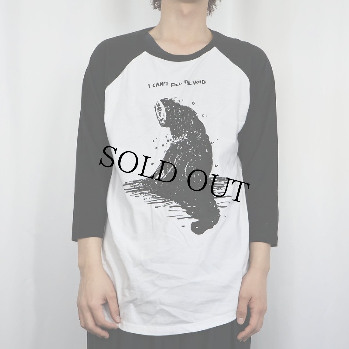 画像2: "I CAN'T FILL THE VOID" キャラクタープリントラグランTシャツ XL (2)