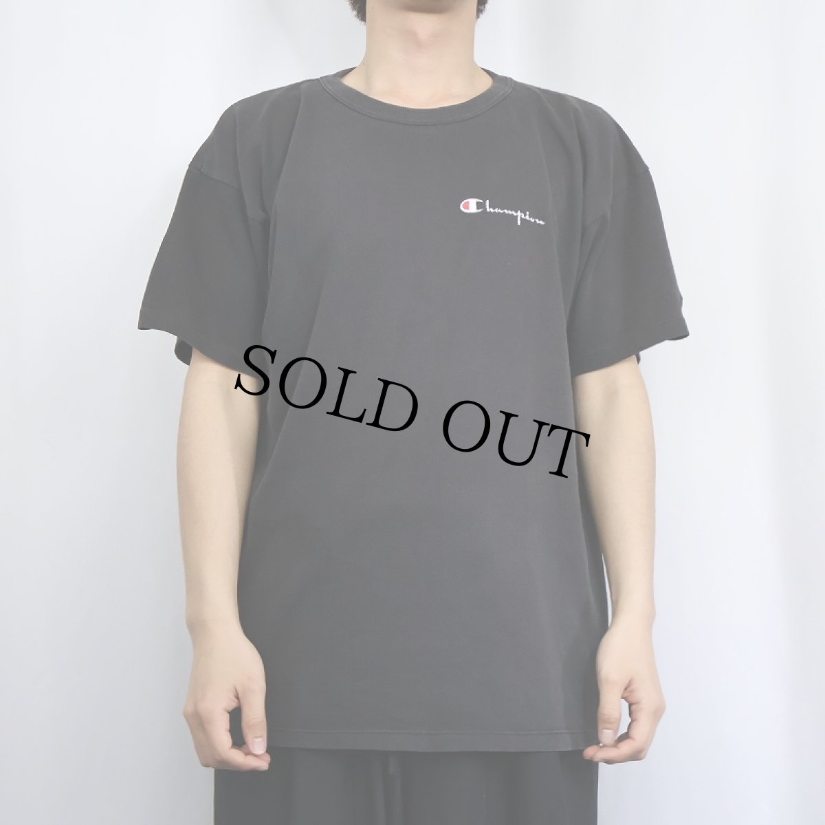 画像2: 80〜90's Champion USA製 青刺繍タグ 後期 ロゴ刺繍Tシャツ BLACK XL (2)