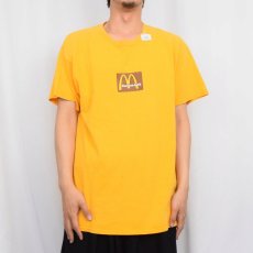 画像2: Cactus Jack×McDonald's ロゴプリント ヒップホップTシャツ M (2)