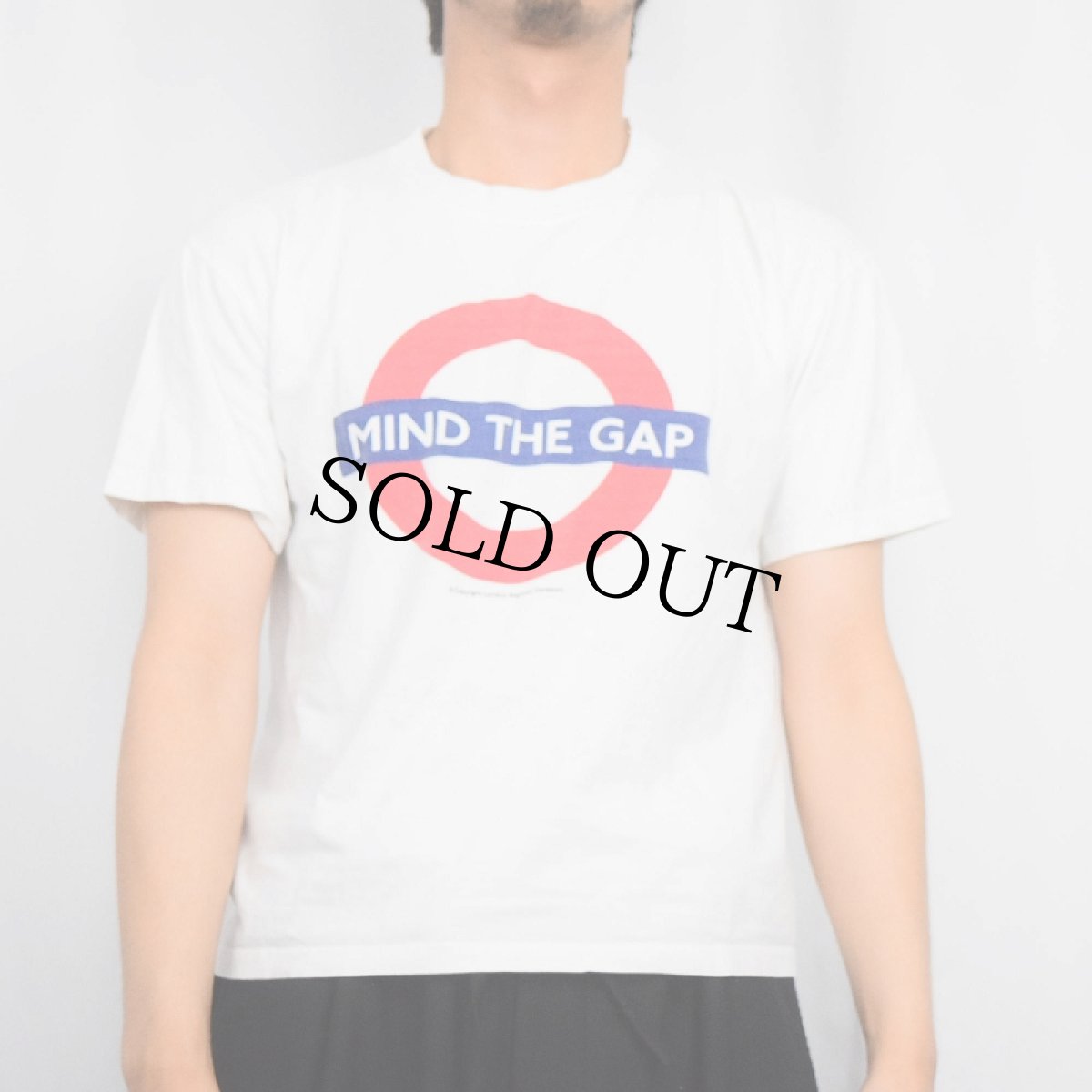 画像2: London Regional Transport "MIND THE GAP" 交通局プリントTシャツ KIDS (2)