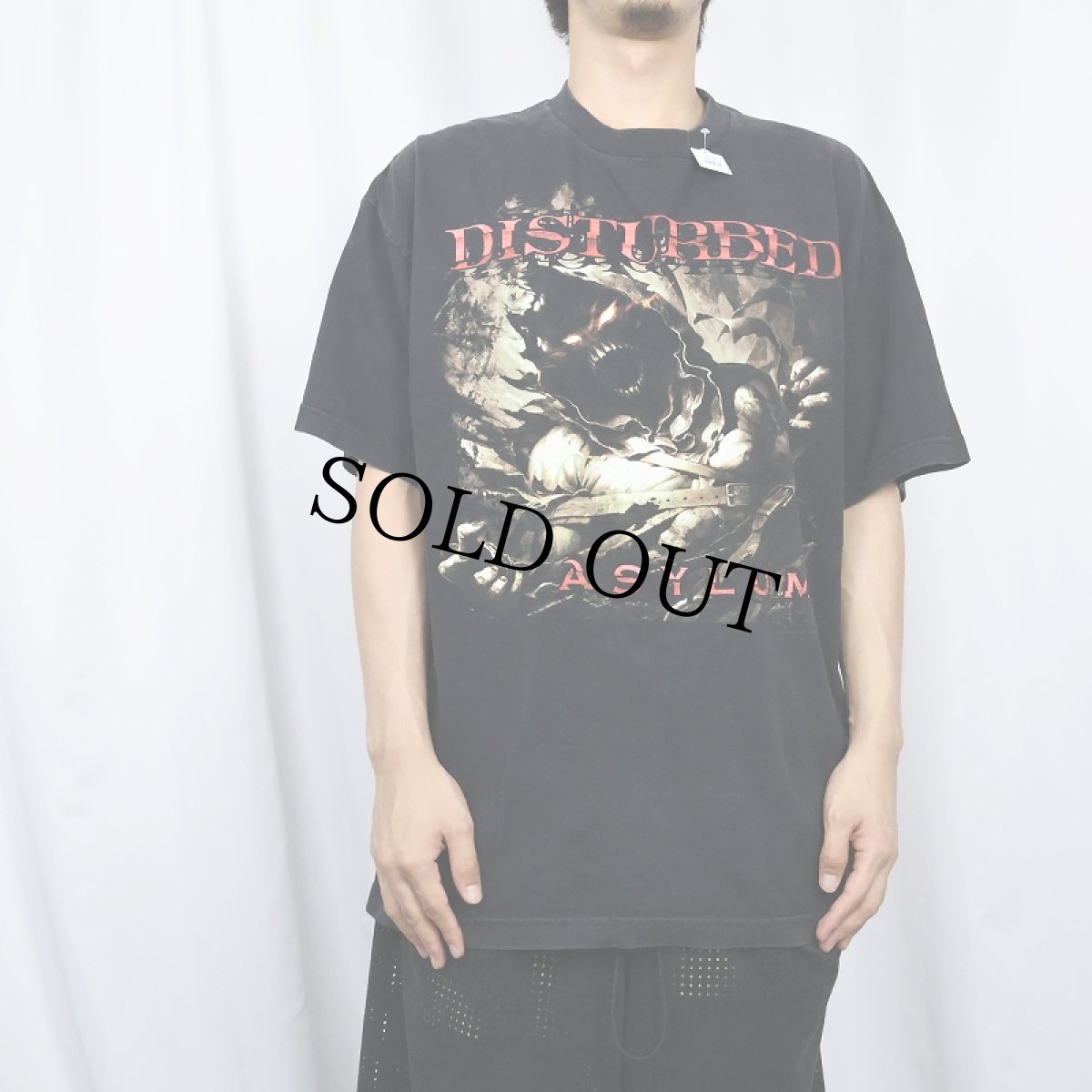 画像2: DISTURBED "ASYLUM" ヘヴィメタルバンドTシャツ BLACK XL (2)