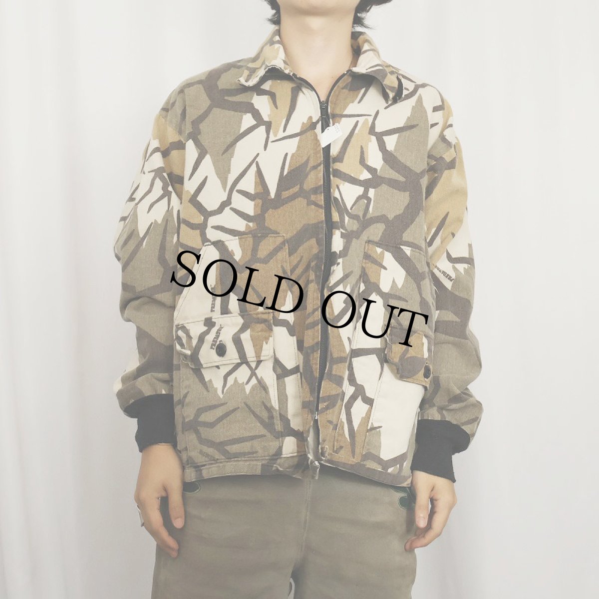 画像2: 90's PREDATOR CAMOUFLAGE USA製 プレデターカモ柄 コットンハンティングジャケット L (2)