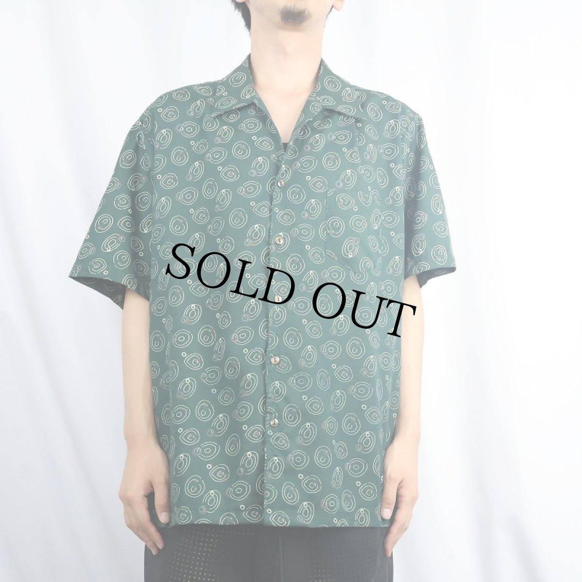 画像2: 80's KENNINGTON 総柄 ポリエステル×レーヨン シャツ L (2)