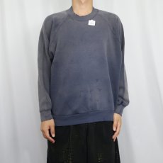 画像2: 90〜2000's FRUIT OF THE LOOM フェードラグランスウェット NAVY XL (2)