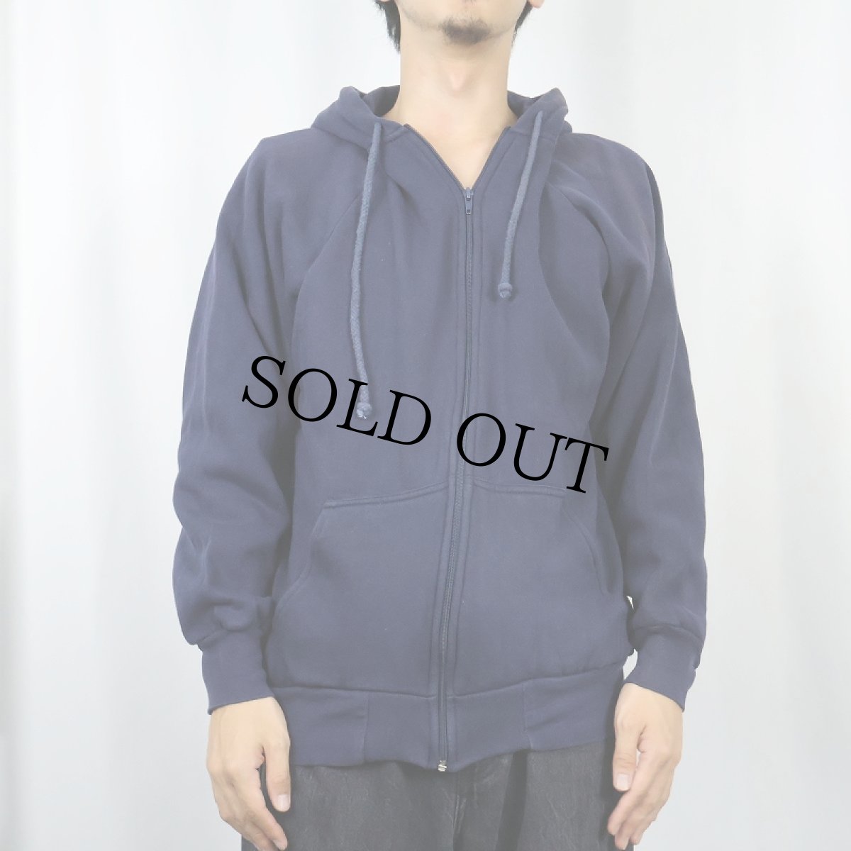 画像2: 90〜2000's WILDERNESS 裏サーマル スウェットジップパーカー NAVY M (2)