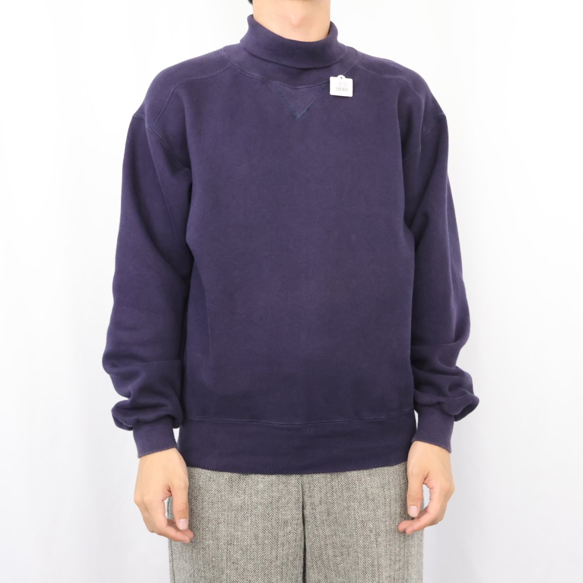 画像2: 90's L.L.Bean by RUSSELL ATHLETIC USA製 前V タートルネックスウェット NAVY S (2)