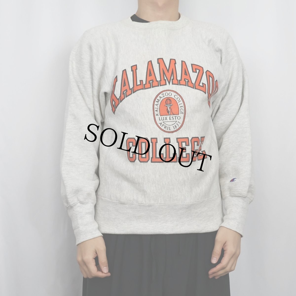 画像2: 90's Champion REVRESE WEAVE USA製 "KALAMAZOO COLLEGE" プリントスウェットS (2)