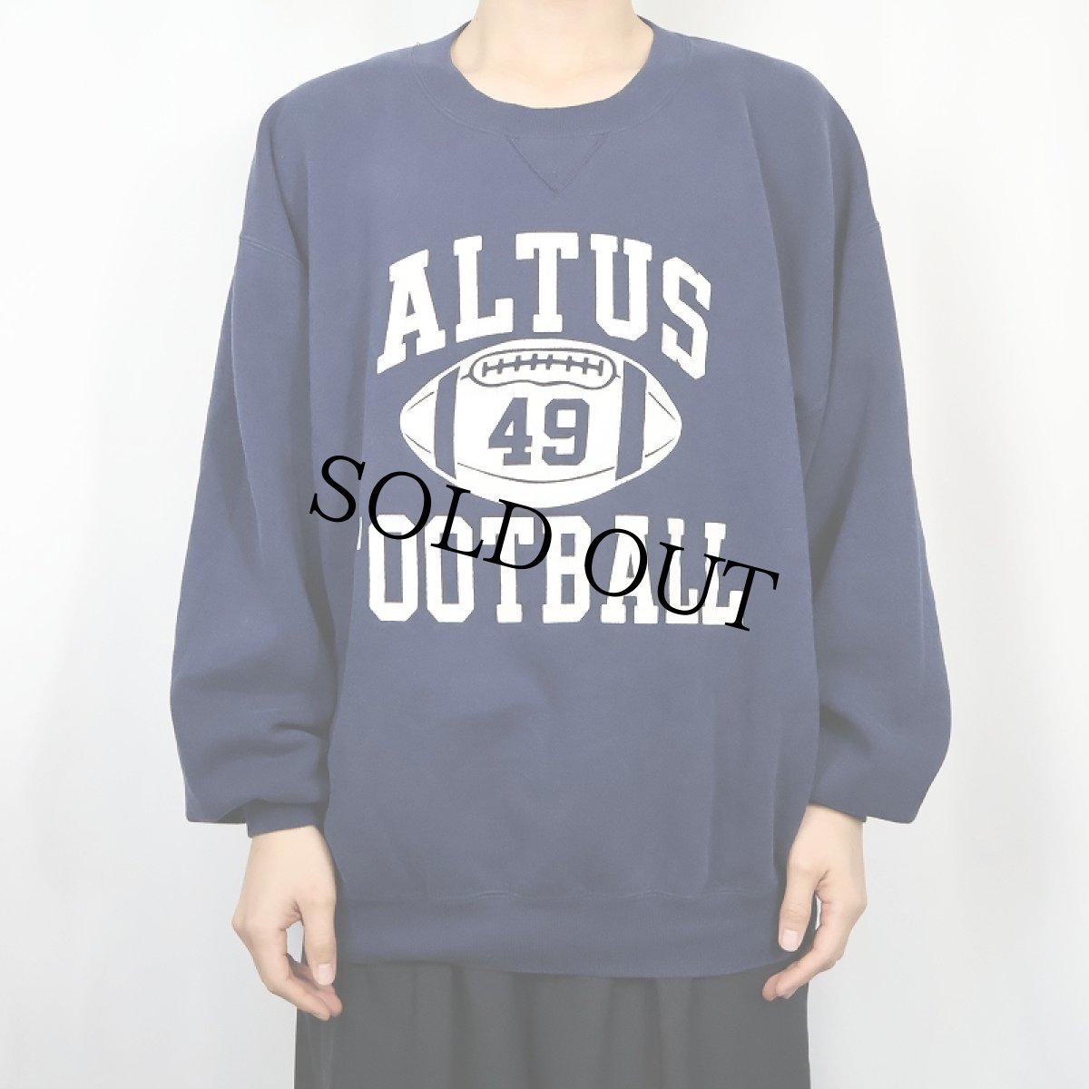 画像2: 90's〜 RUSSELL ATHLETIC USA製 "ALTUS FOOTBALL" 前V プリントスウェット NAVY XXL (2)