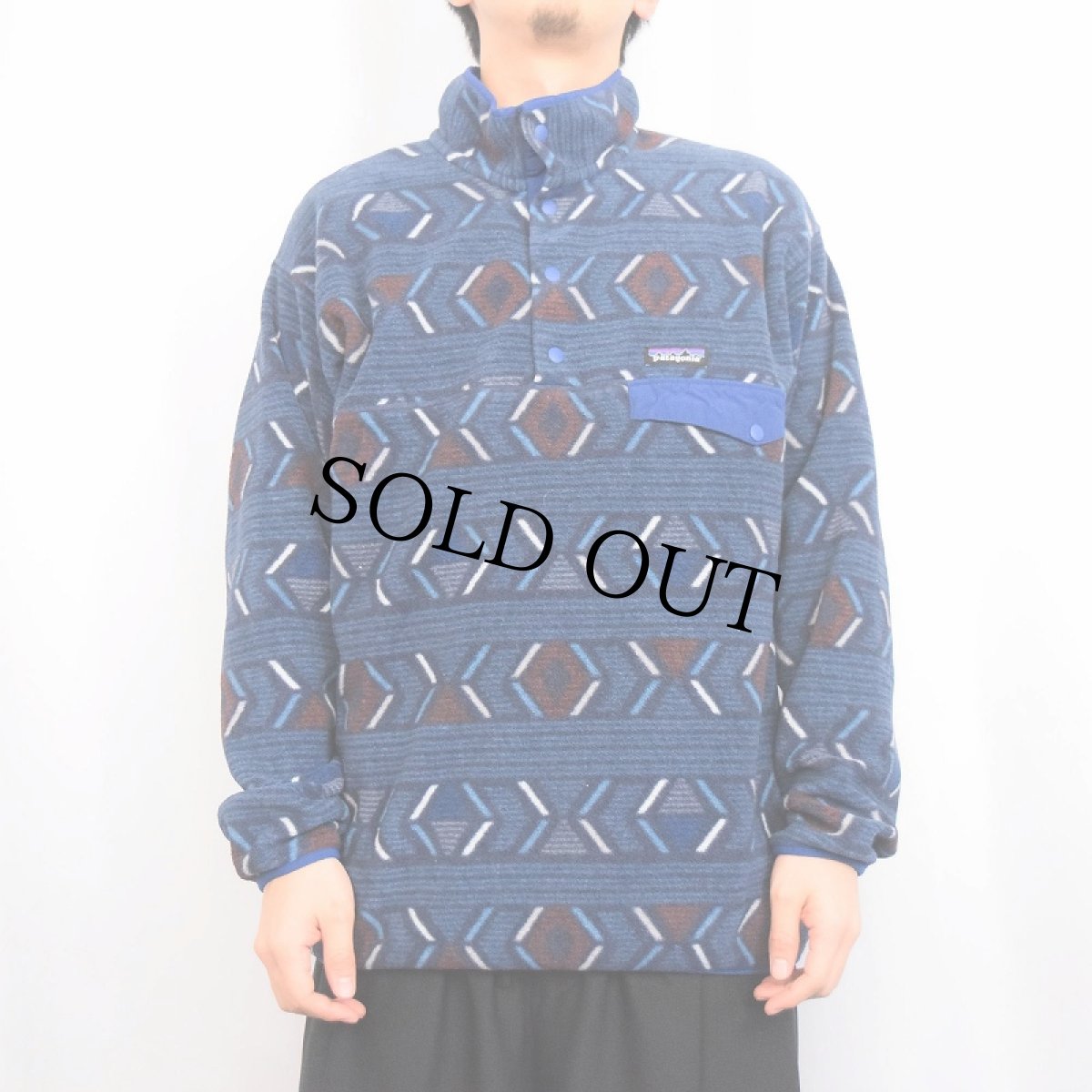 画像2: 2017AW patagonia 総柄 スナップT L (2)